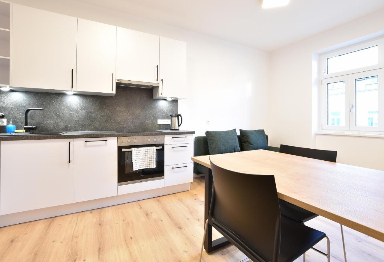 Myquartier Central City Suites Innsbruck Ngoại thất bức ảnh
