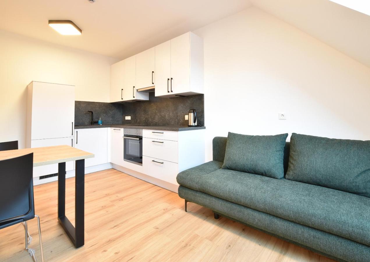 Myquartier Central City Suites Innsbruck Ngoại thất bức ảnh